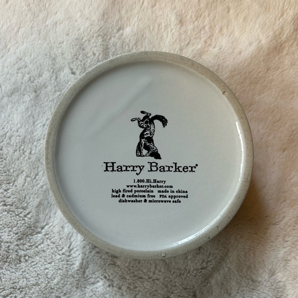 Cute Cat Water Dish with Black and White Cats - Picture 5 of 7